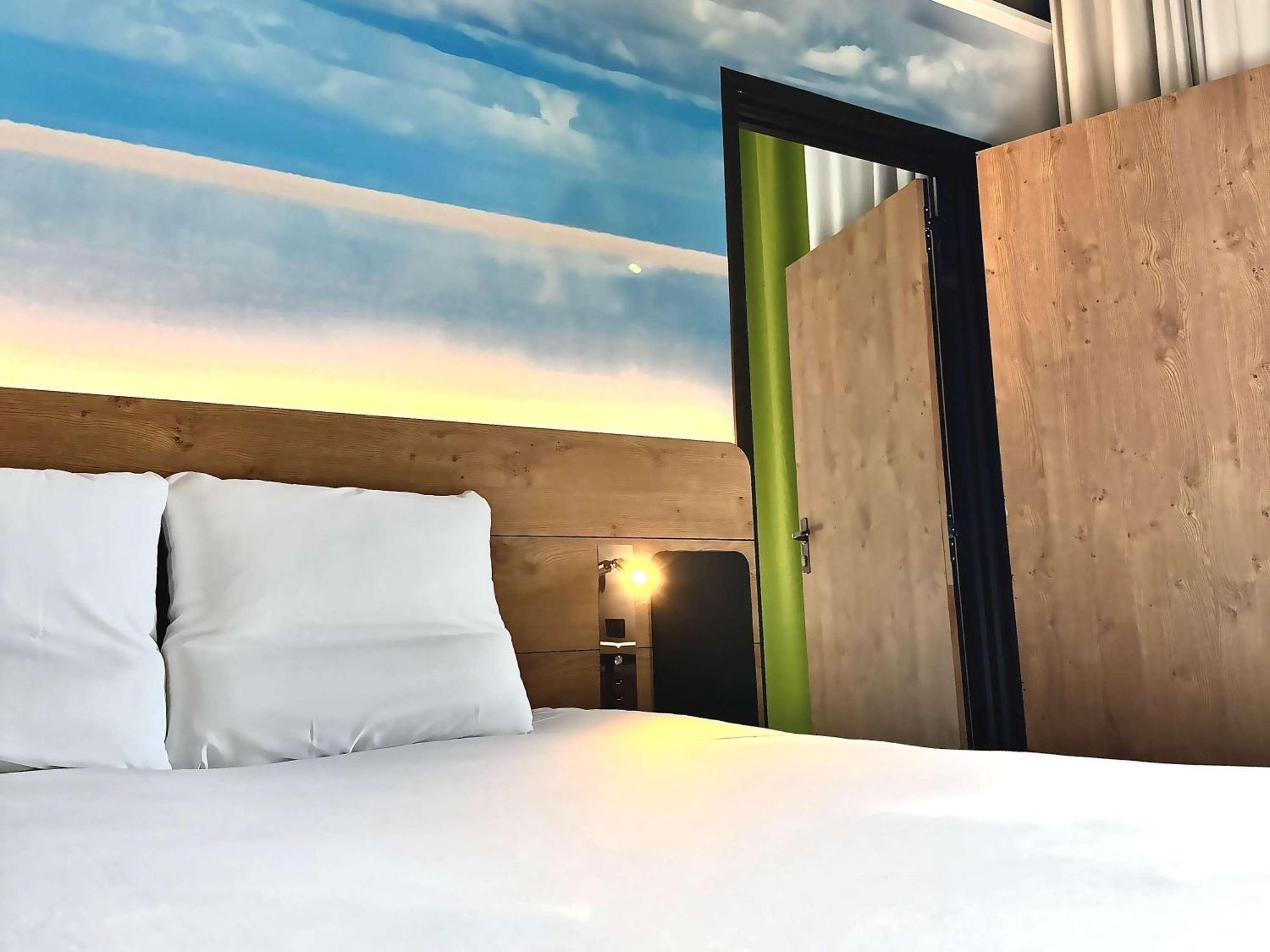 Novotel Saint Brieuc Centre Gare Kültér fotó